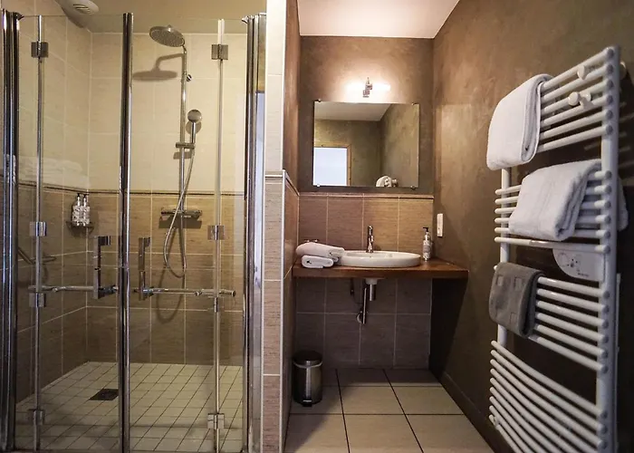 D'hotes Le Habre סניוס